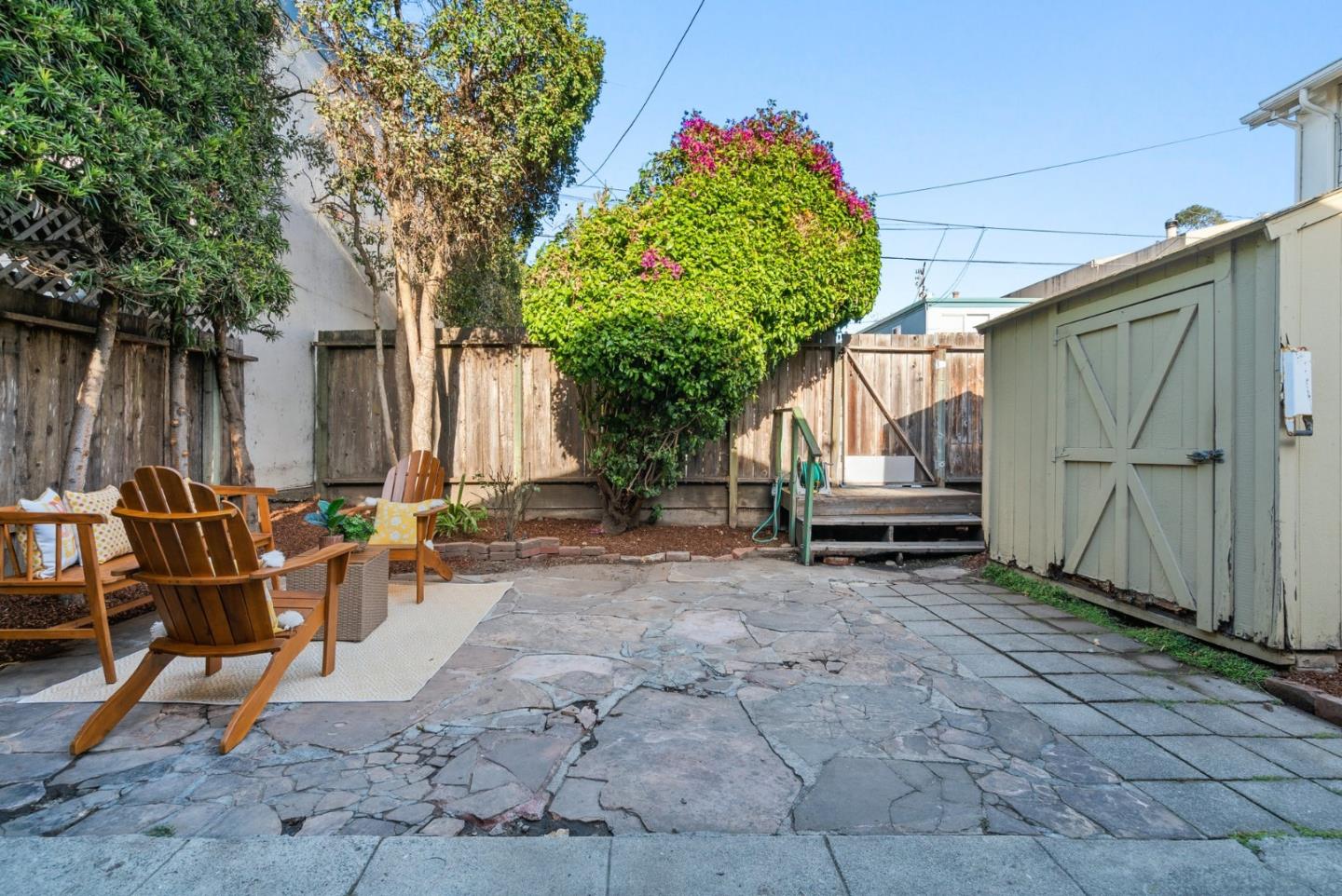 425 Riverview Avenue