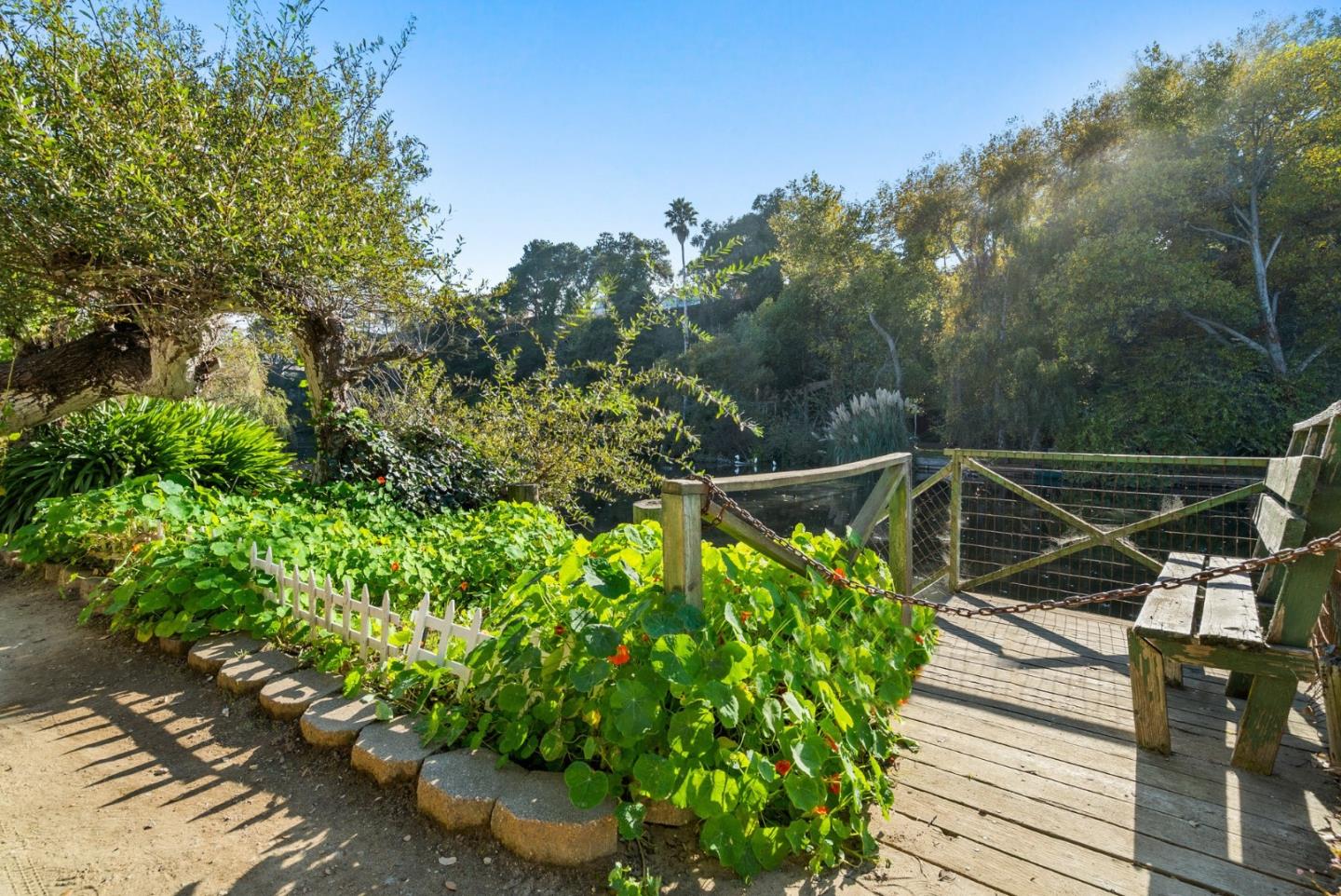 425 Riverview Avenue