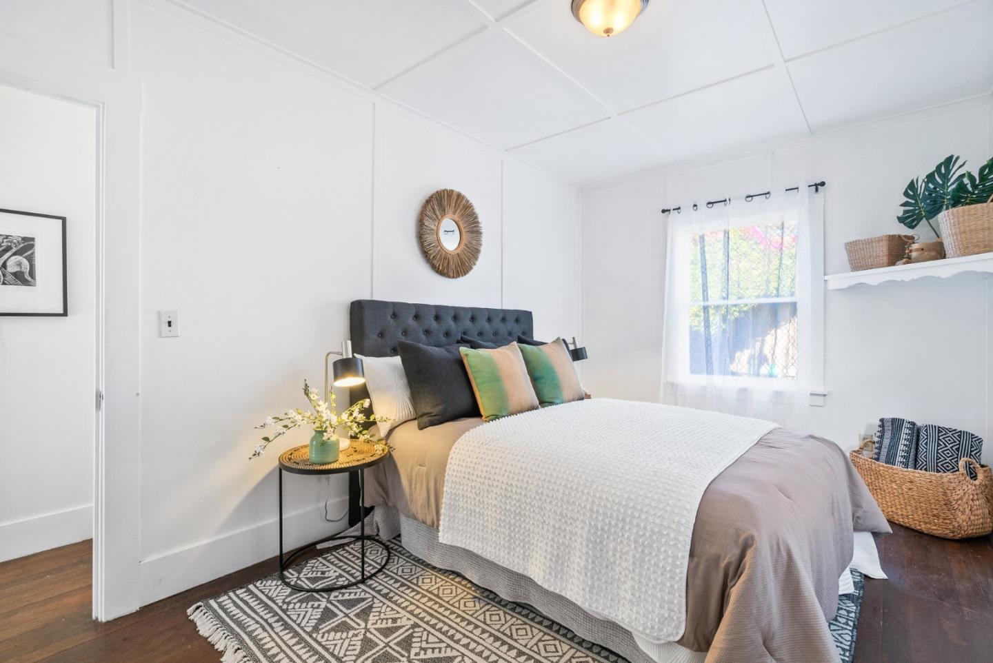 425 Riverview Avenue