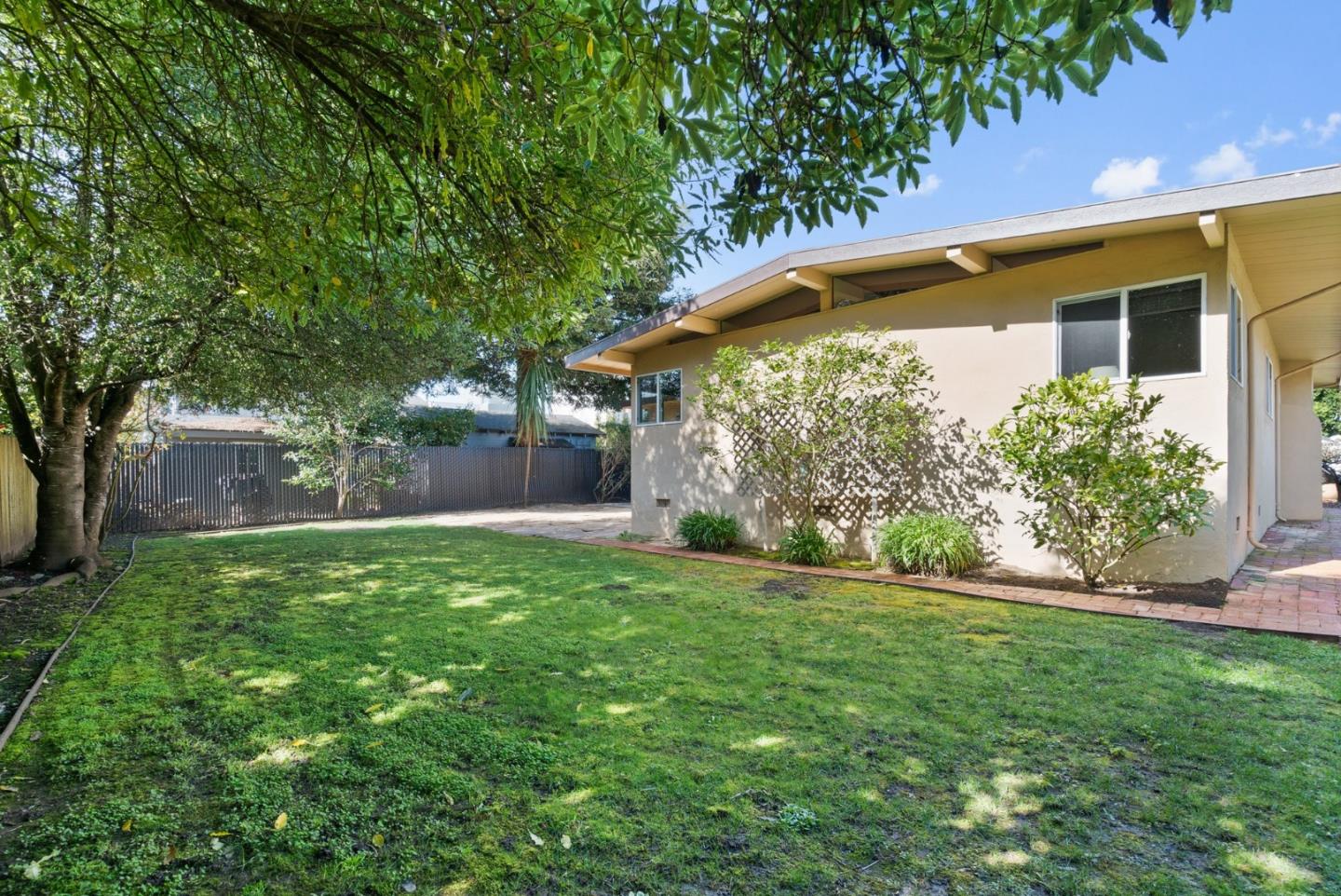 106 Baldwin DR