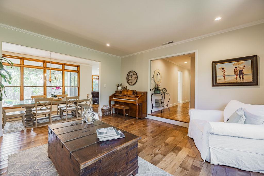 2947 Pleasant Valley Road