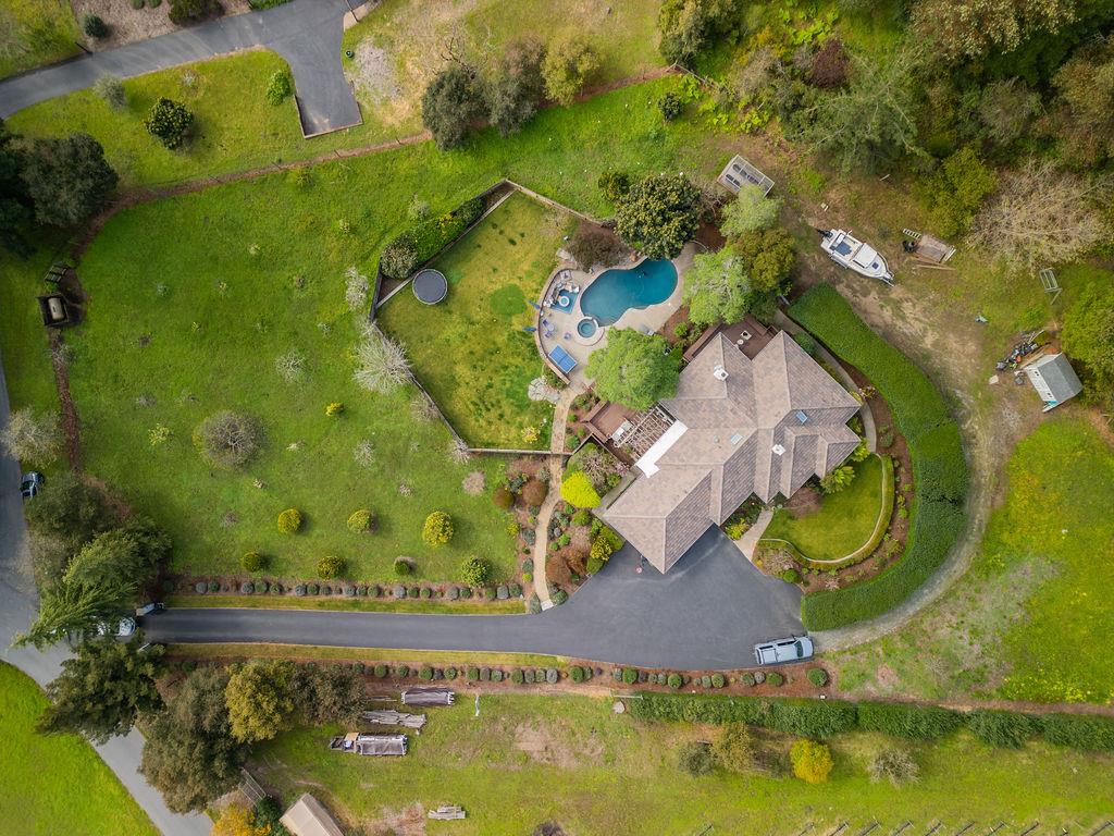 2947 Pleasant Valley Road