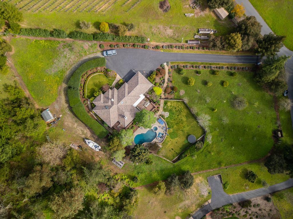 2947 Pleasant Valley Road