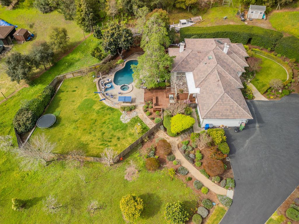 2947 Pleasant Valley Road