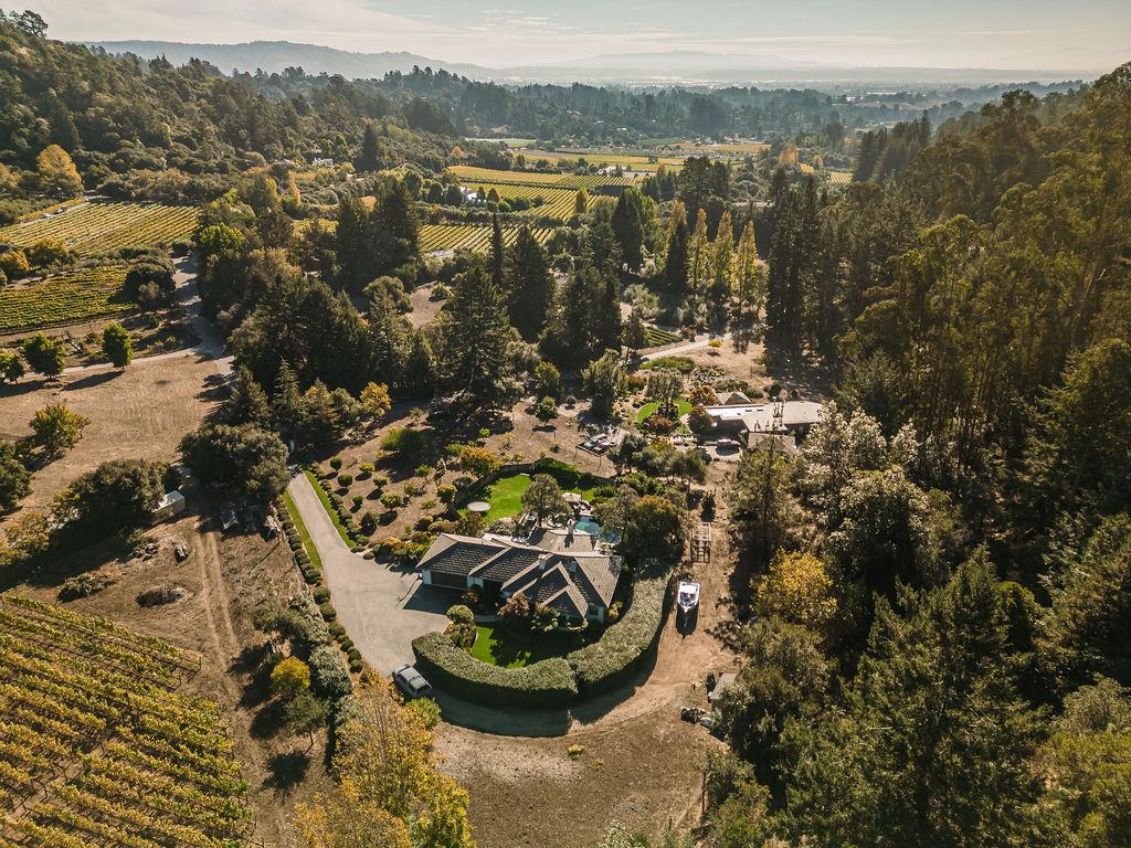 2947 Pleasant Valley Road