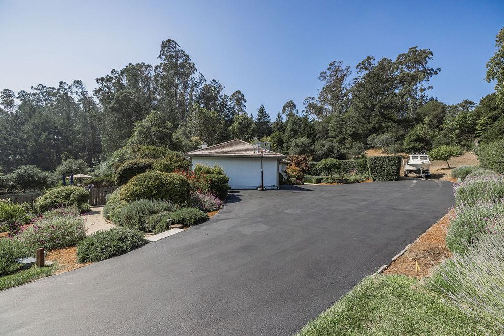 2947 Pleasant Valley Road