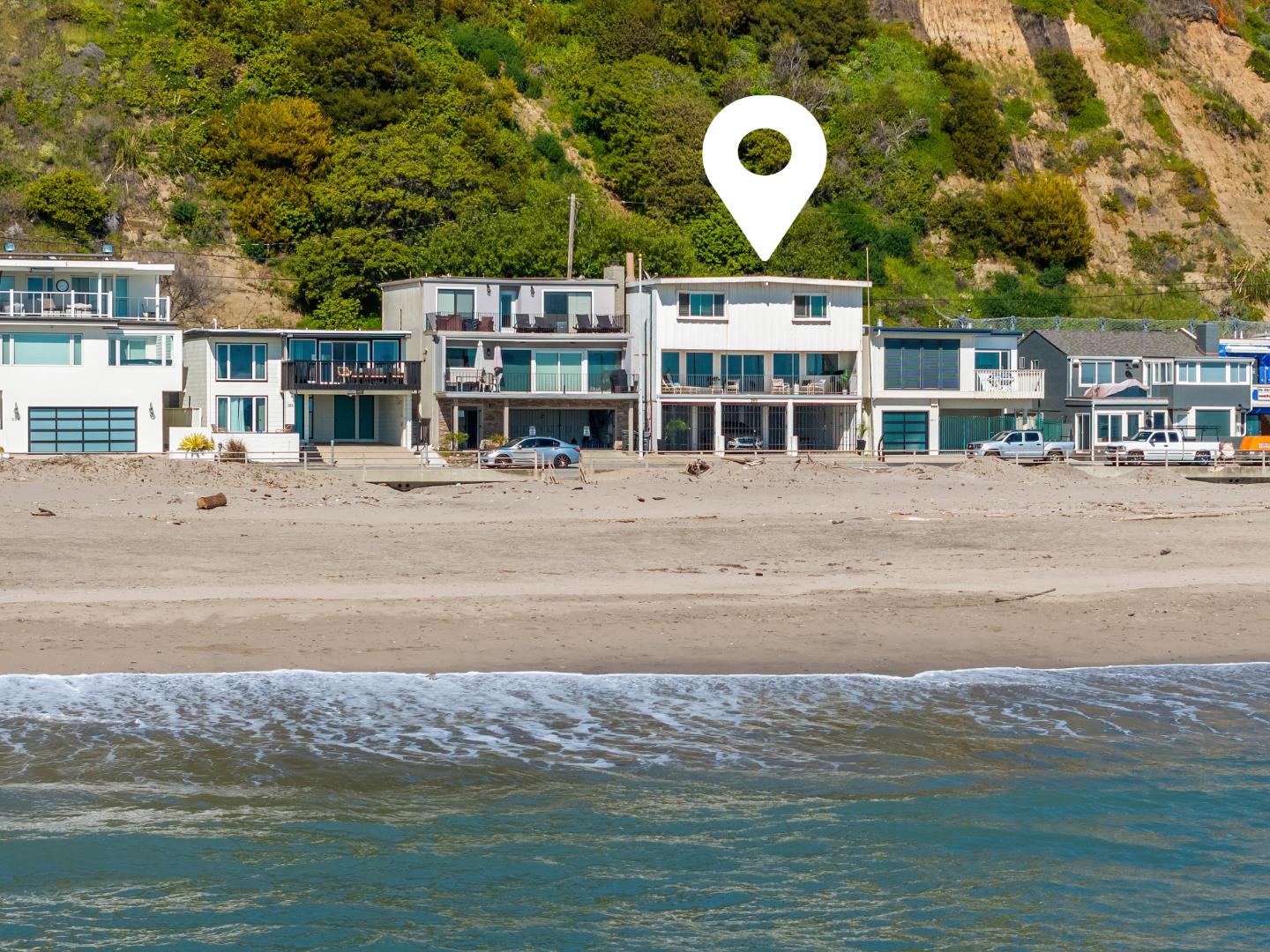 369 Beach DR