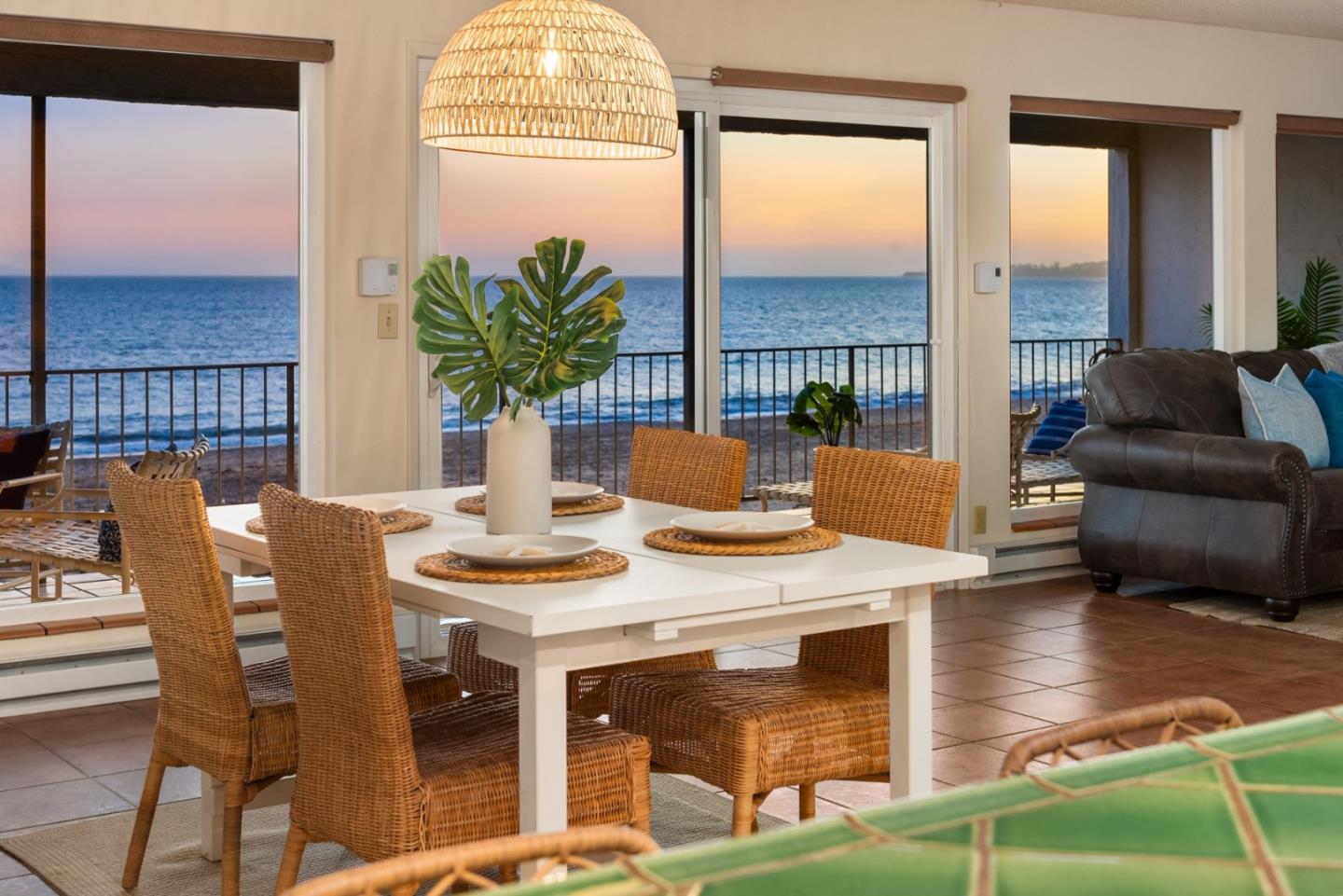 369 Beach DR