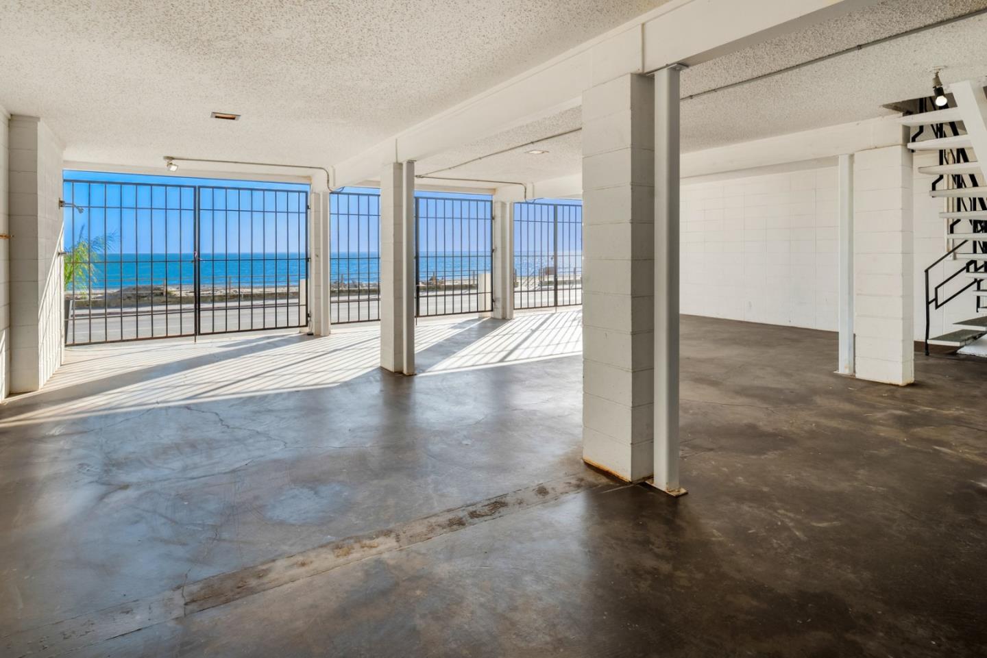 369 Beach DR