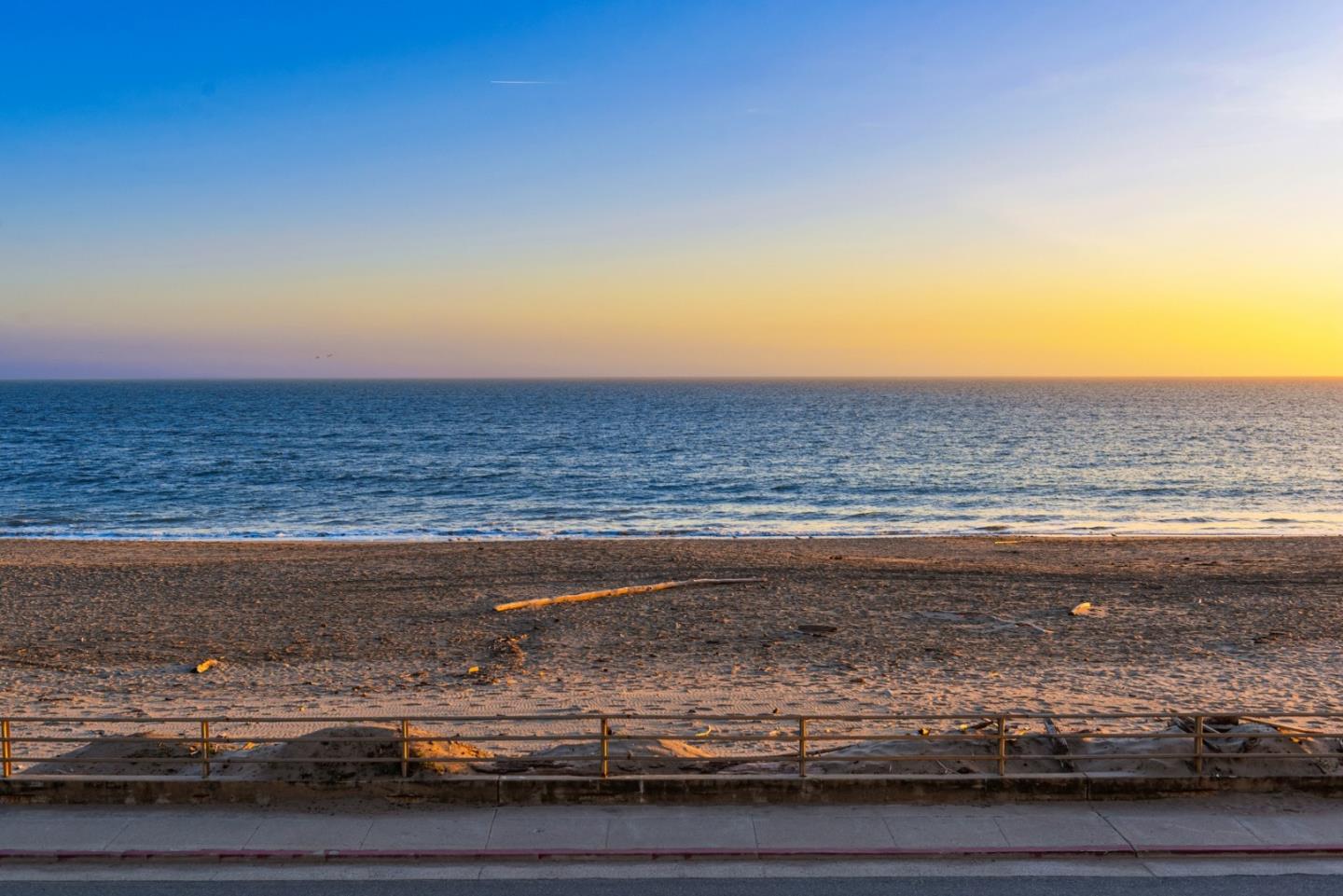 369 Beach DR