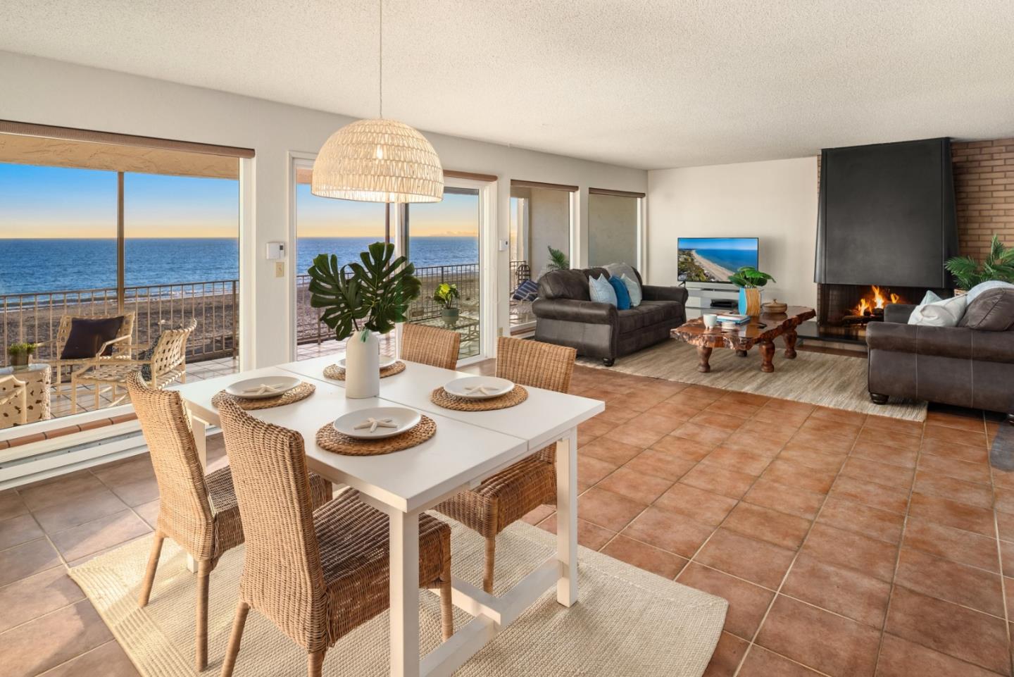 369 Beach DR