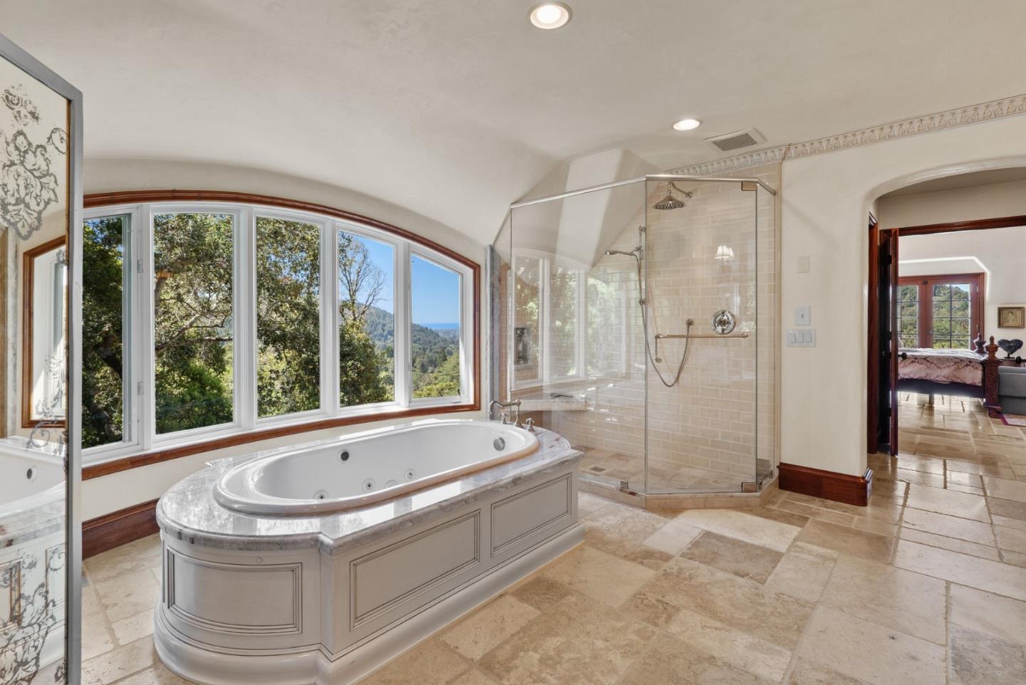 5042 Wildberry LN