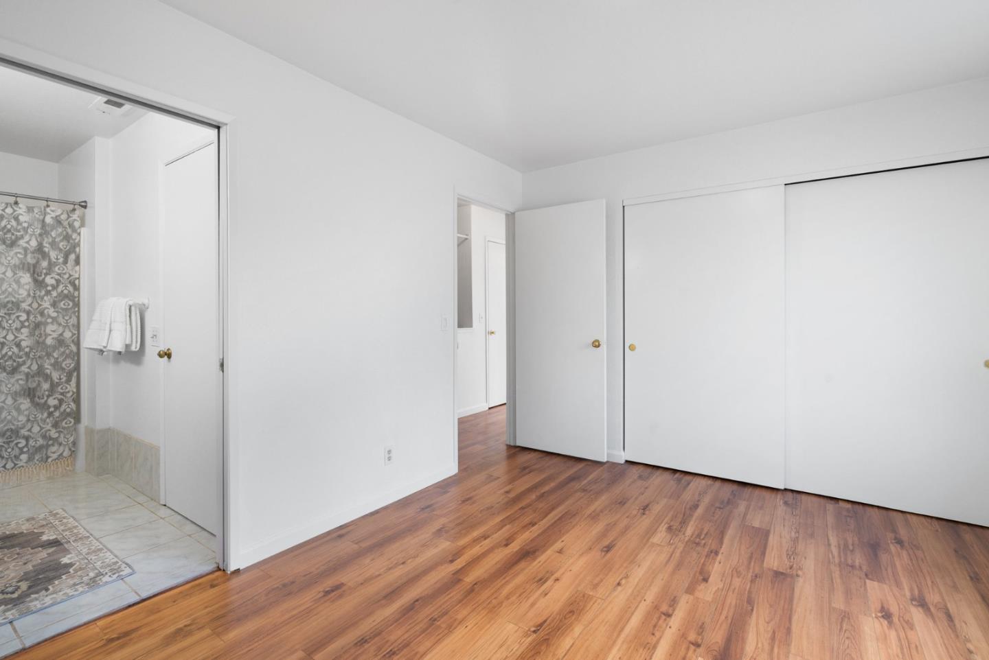 220 Green Meadow DR C