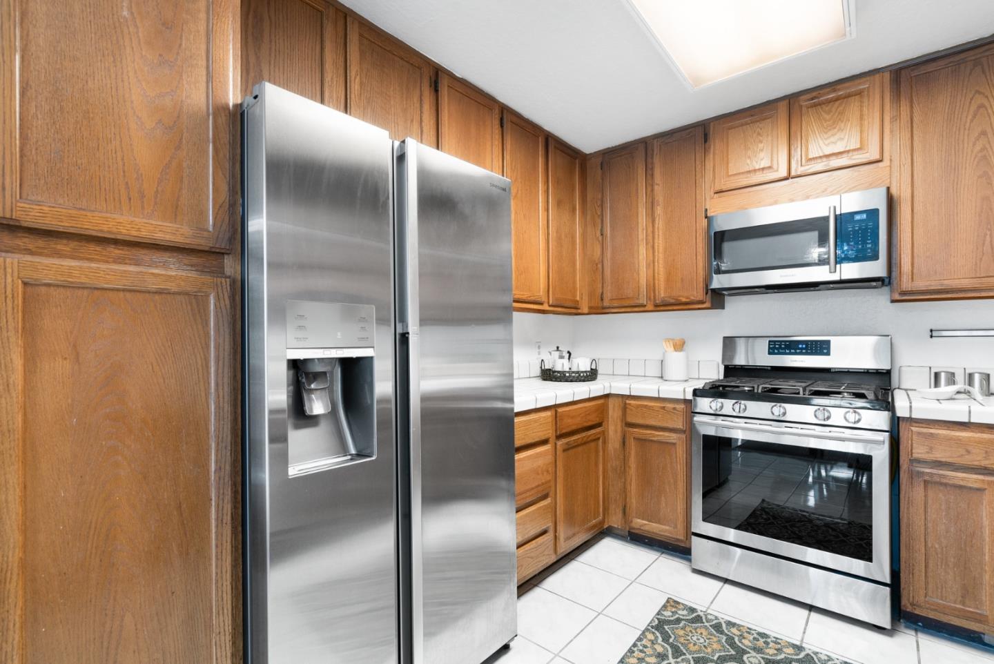 220 Green Meadow DR C