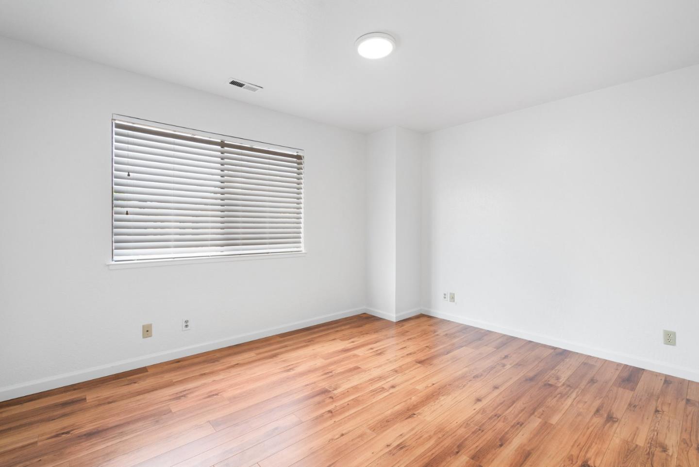 220 Green Meadow DR C