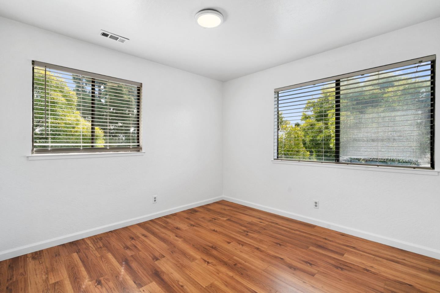 220 Green Meadow DR C