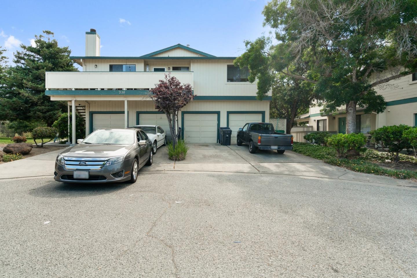 220 Green Meadow DR C