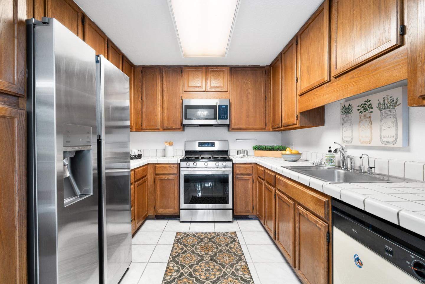 220 Green Meadow DR C