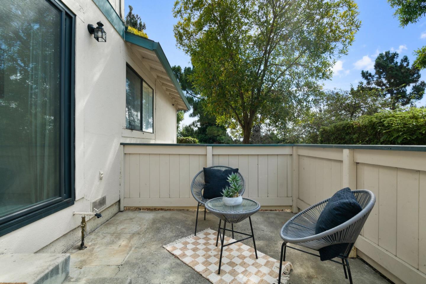 220 Green Meadow DR C