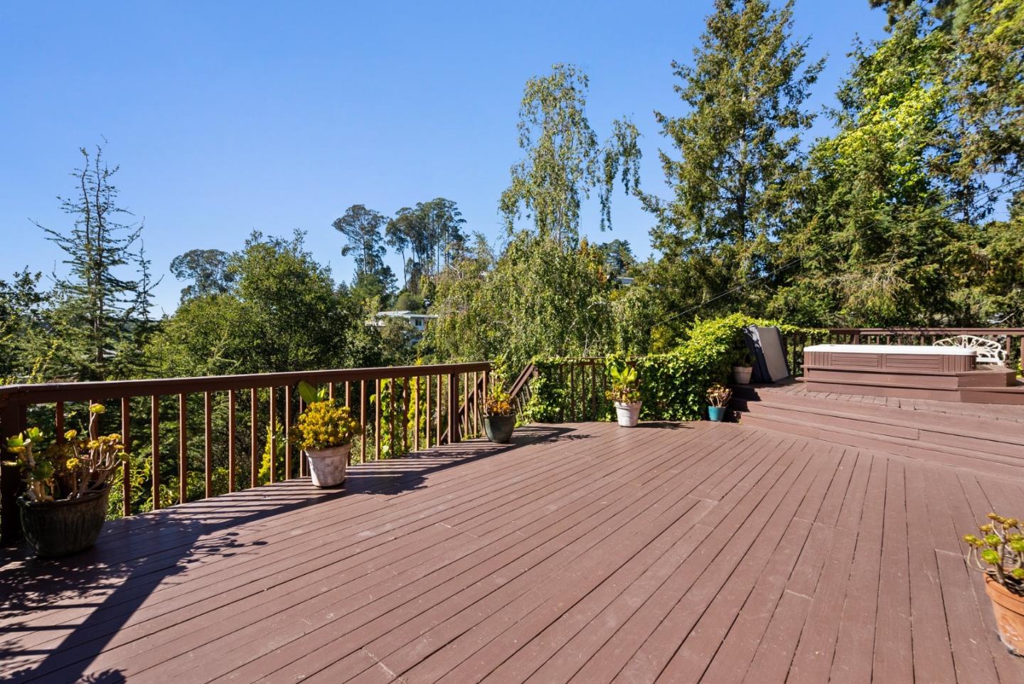 509 Woodhaven CT