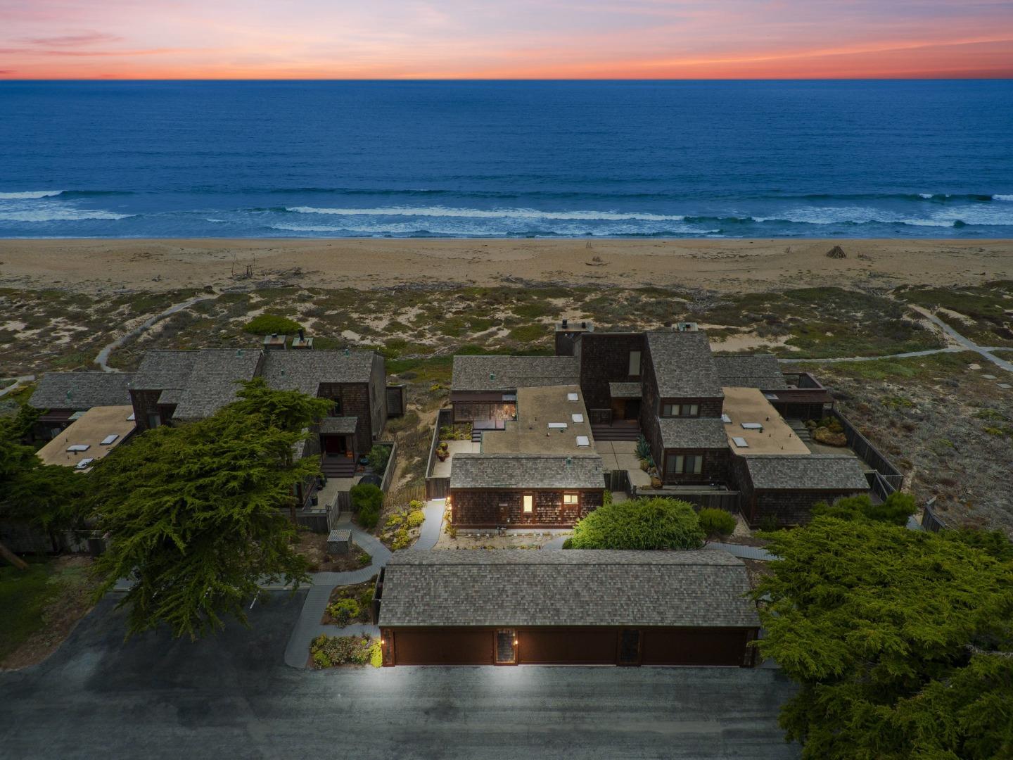 222 Monterey Dunes WAY