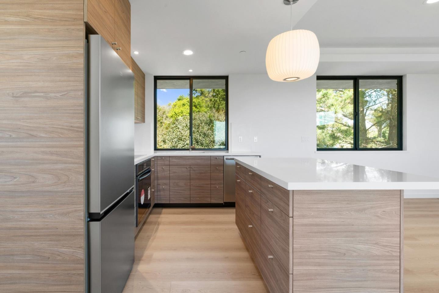 600 Sea View TER