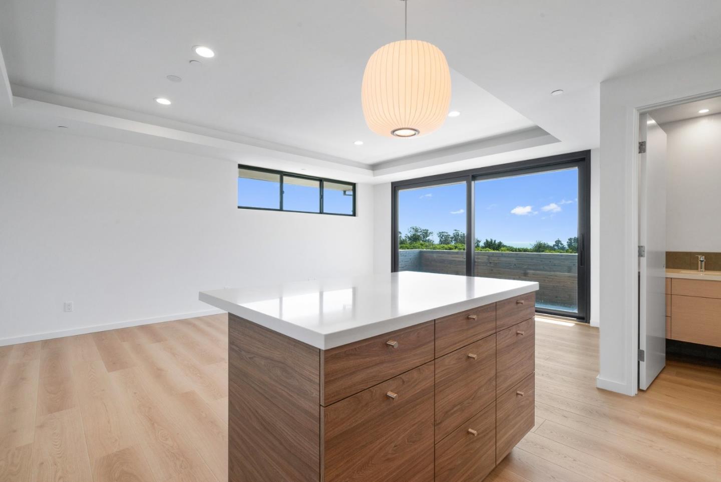 600 Sea View TER