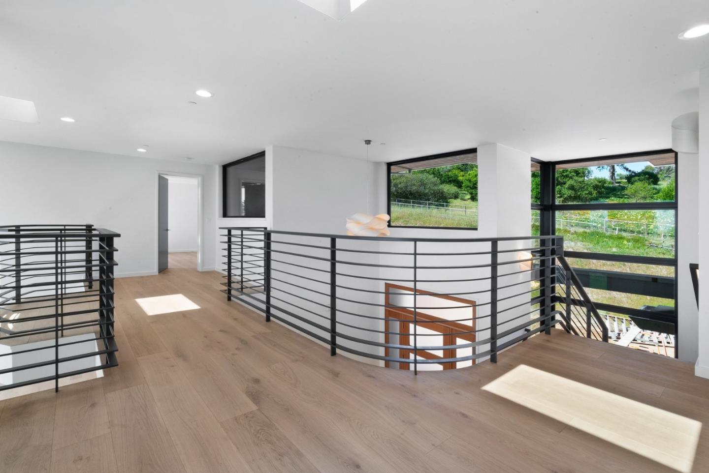 600 Sea View TER