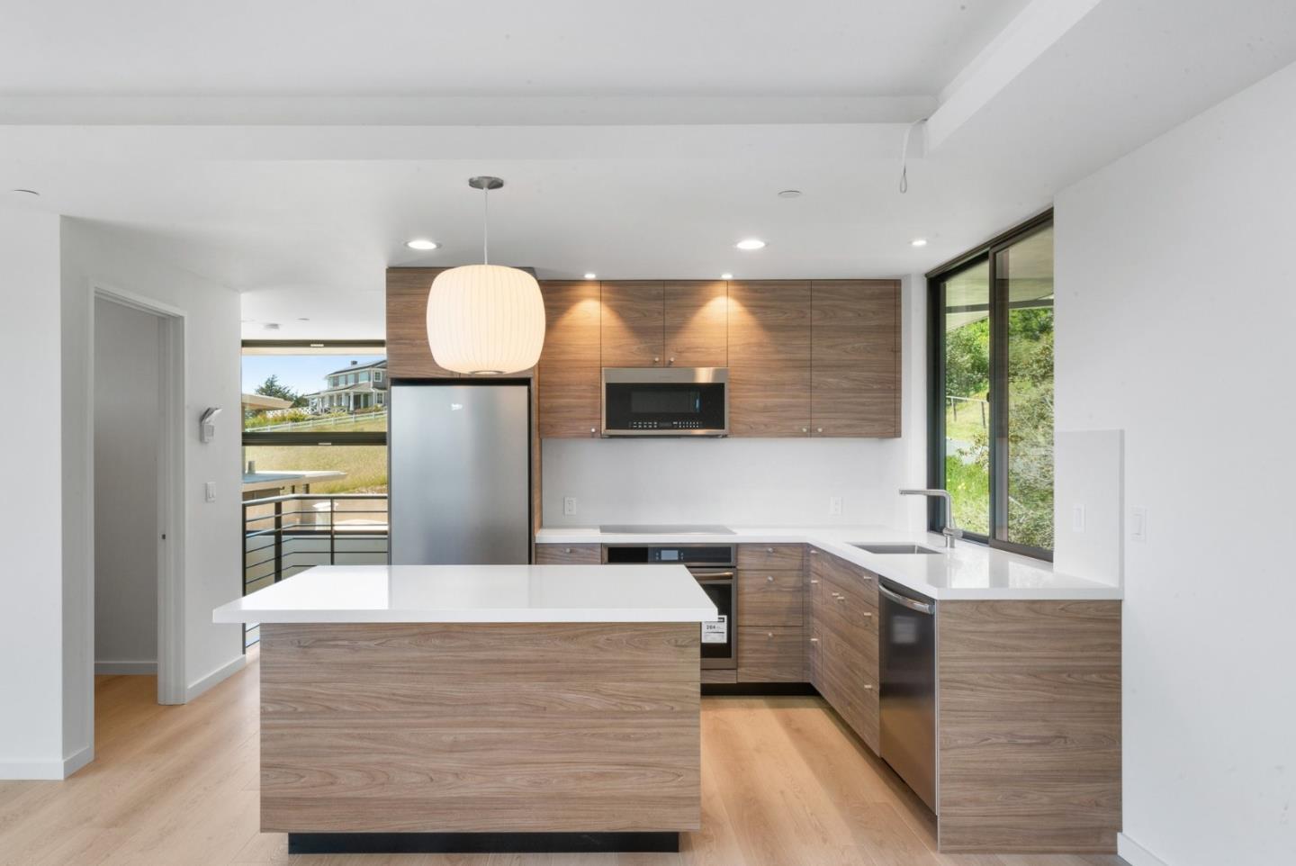 600 Sea View TER