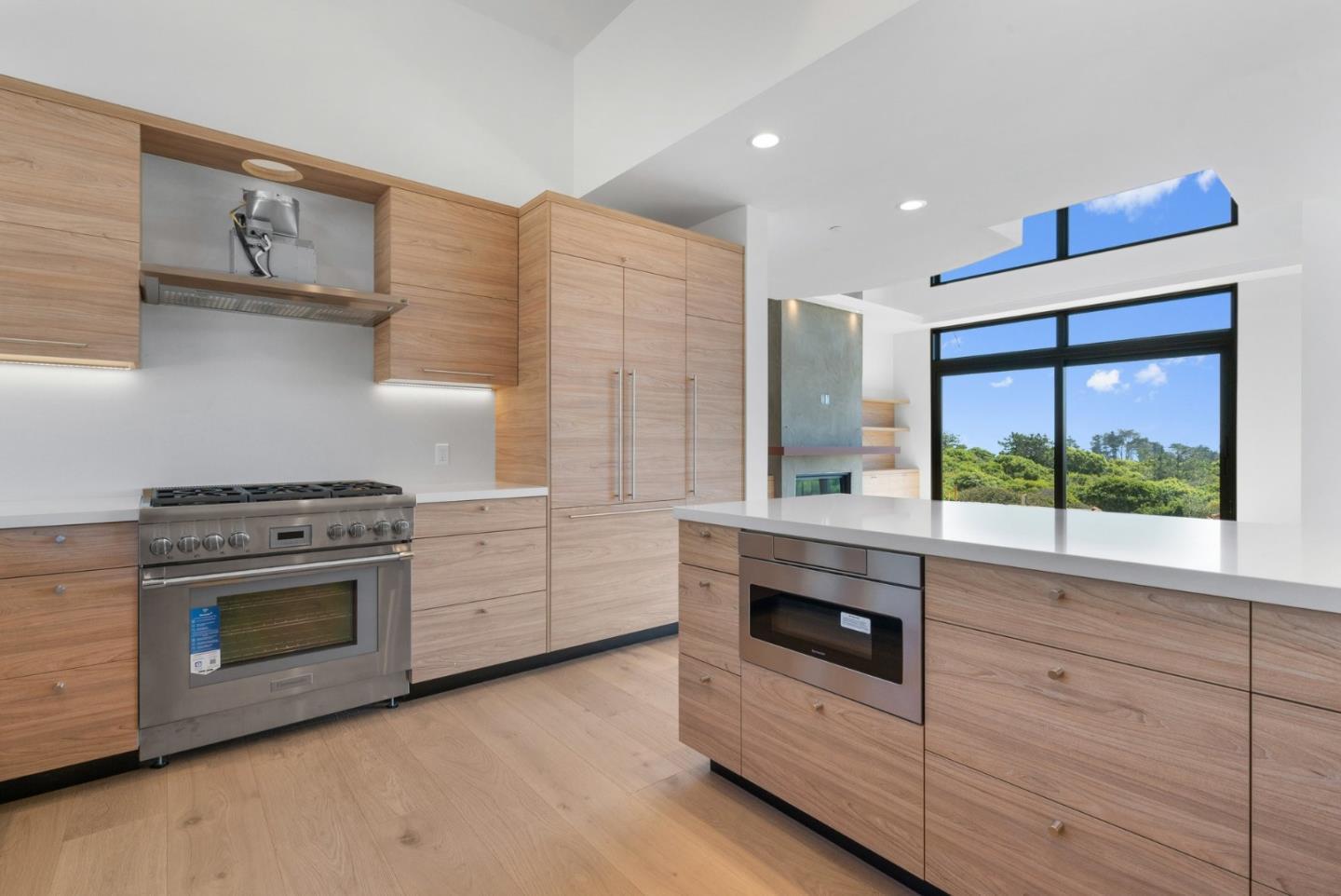 600 Sea View TER