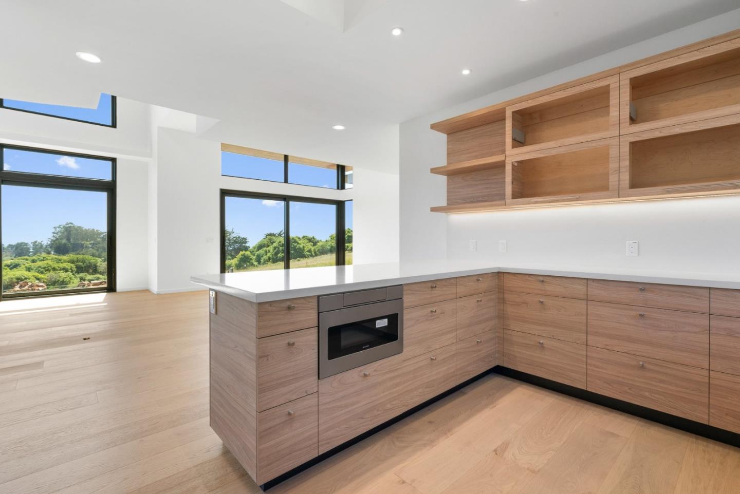 600 Sea View TER