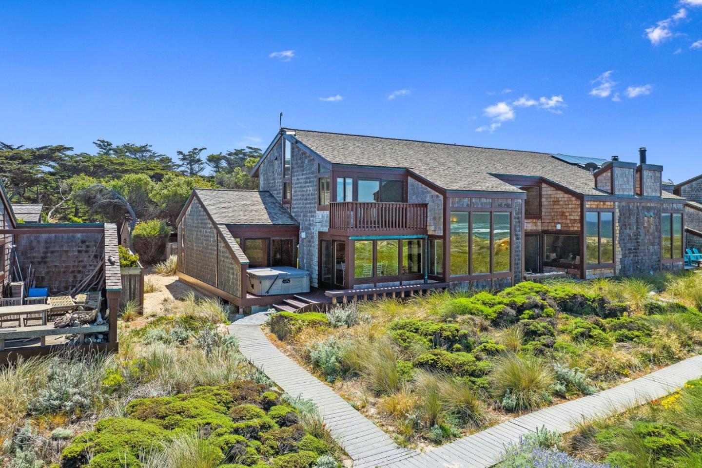 172 Monterey Dunes WAY