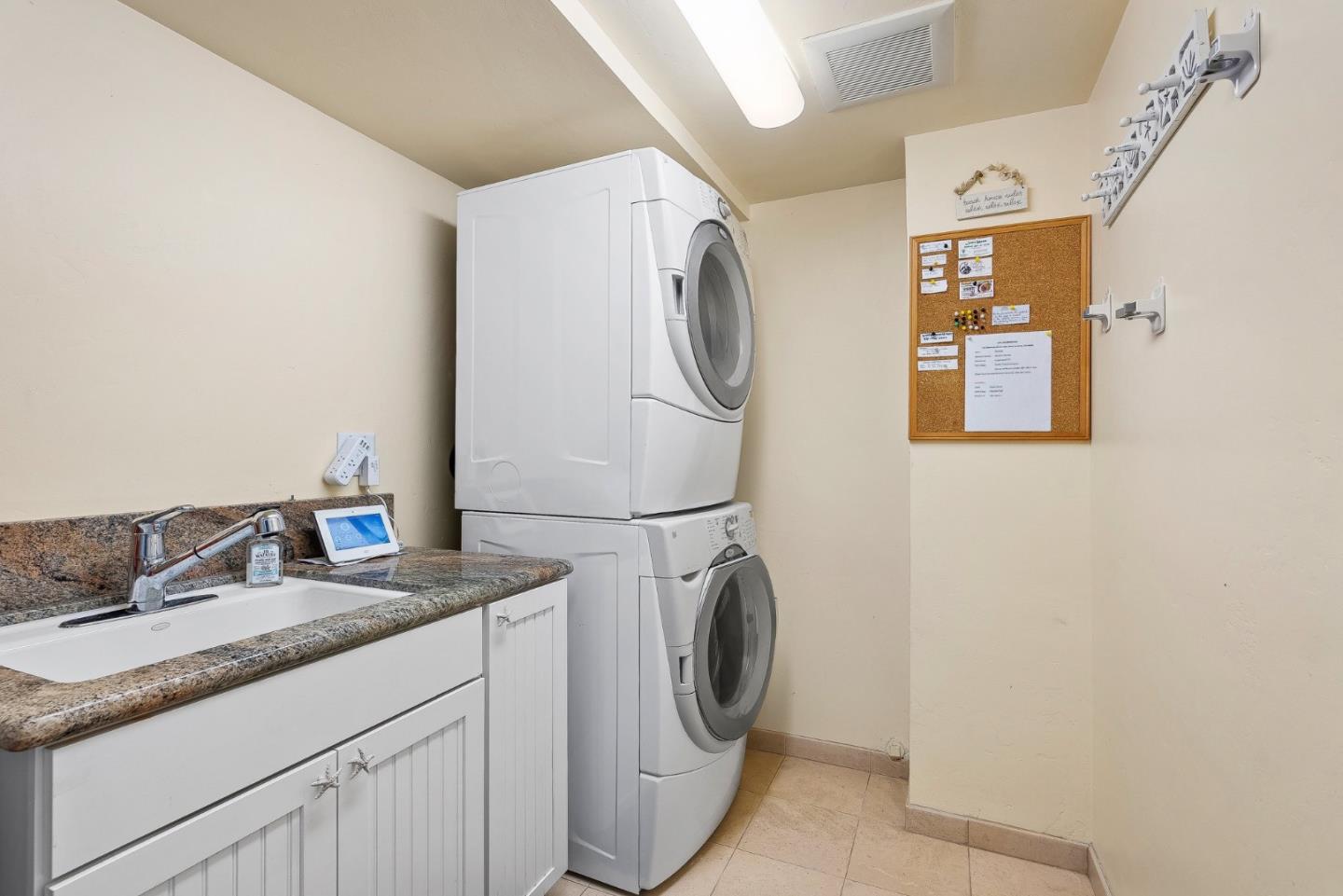 172 Monterey Dunes WAY