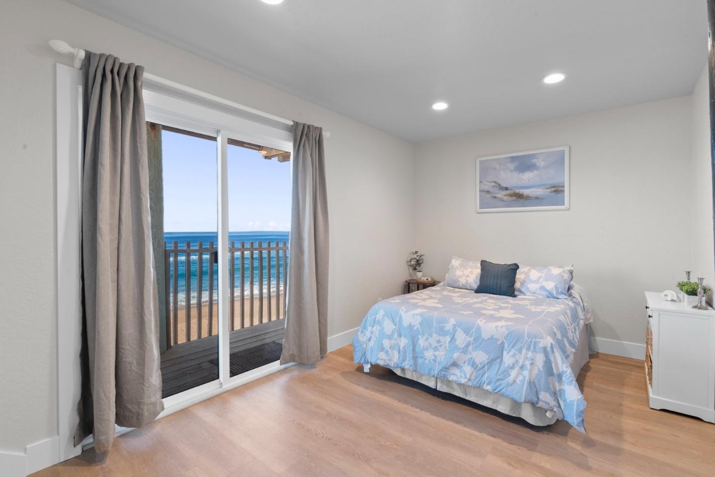 476 Oceanview Drive