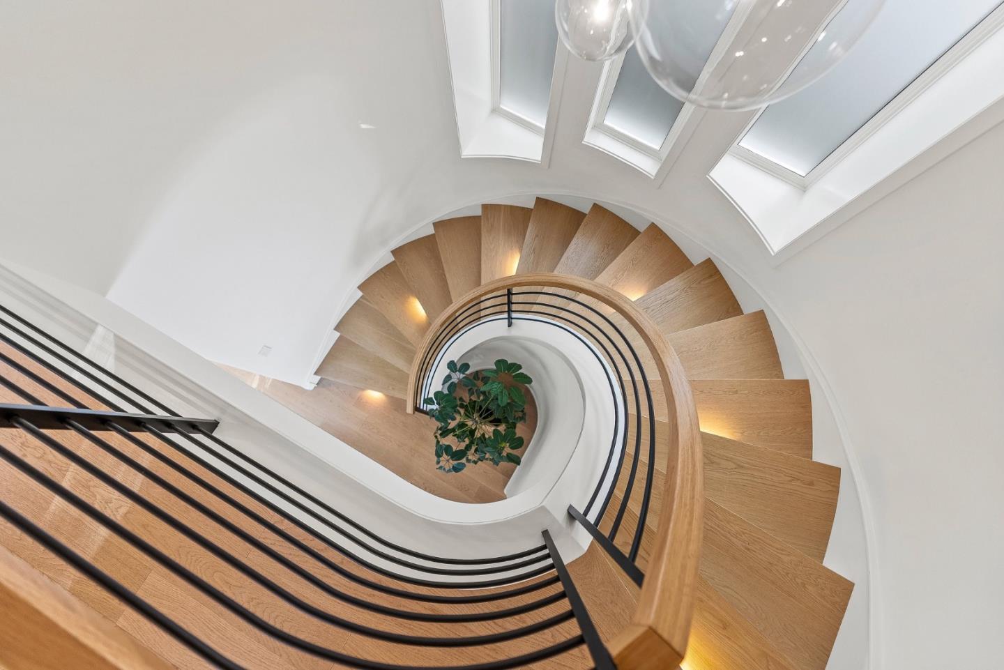 108 Grove Lane