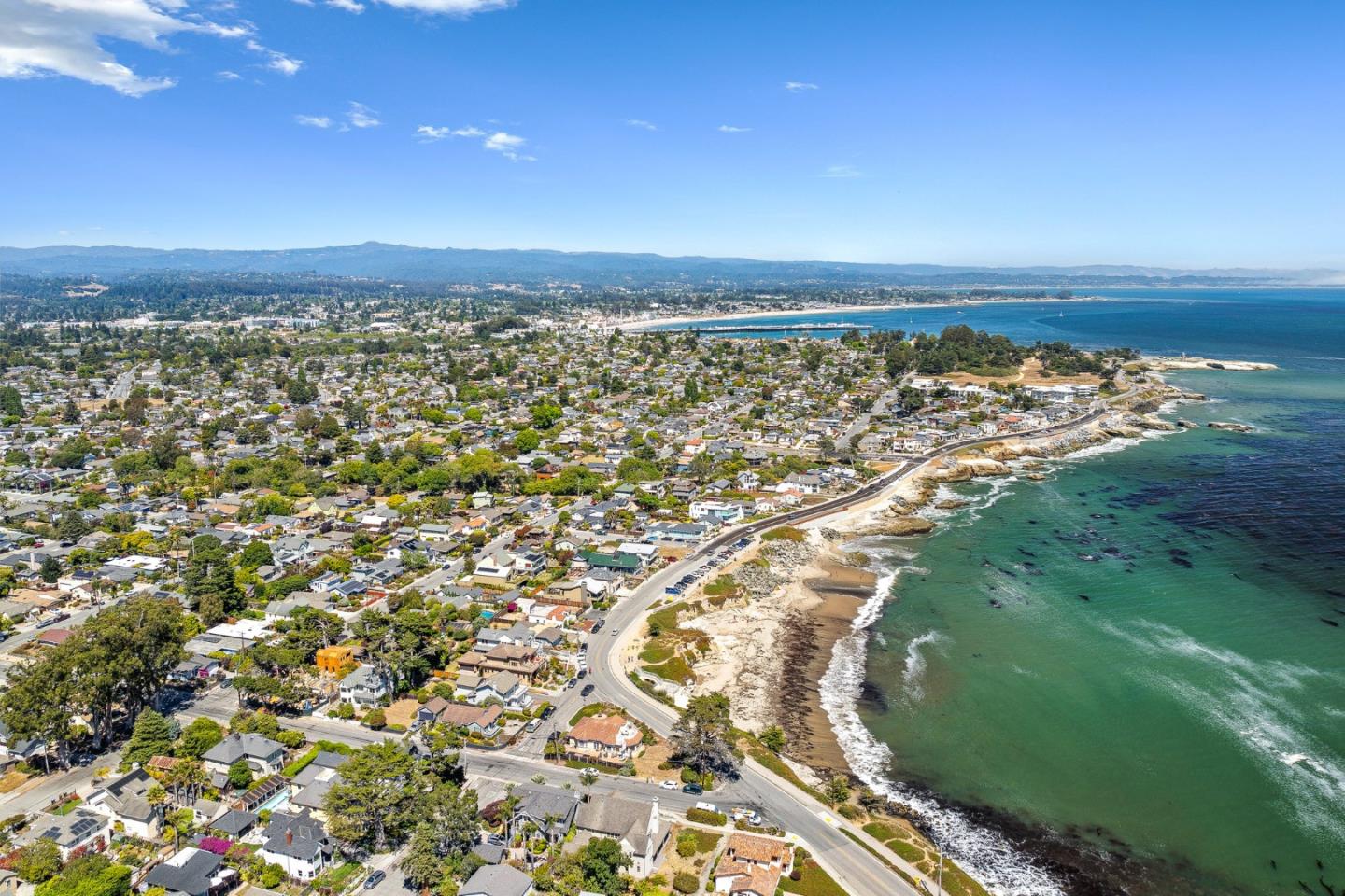 1122 West Cliff Drive