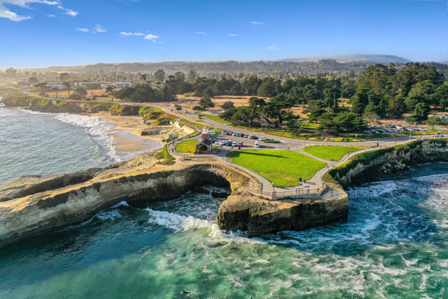 1122 West Cliff Drive