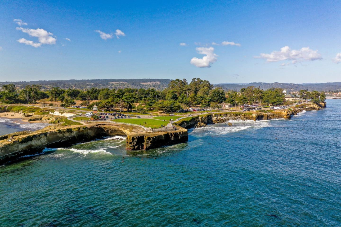 1122 West Cliff Drive