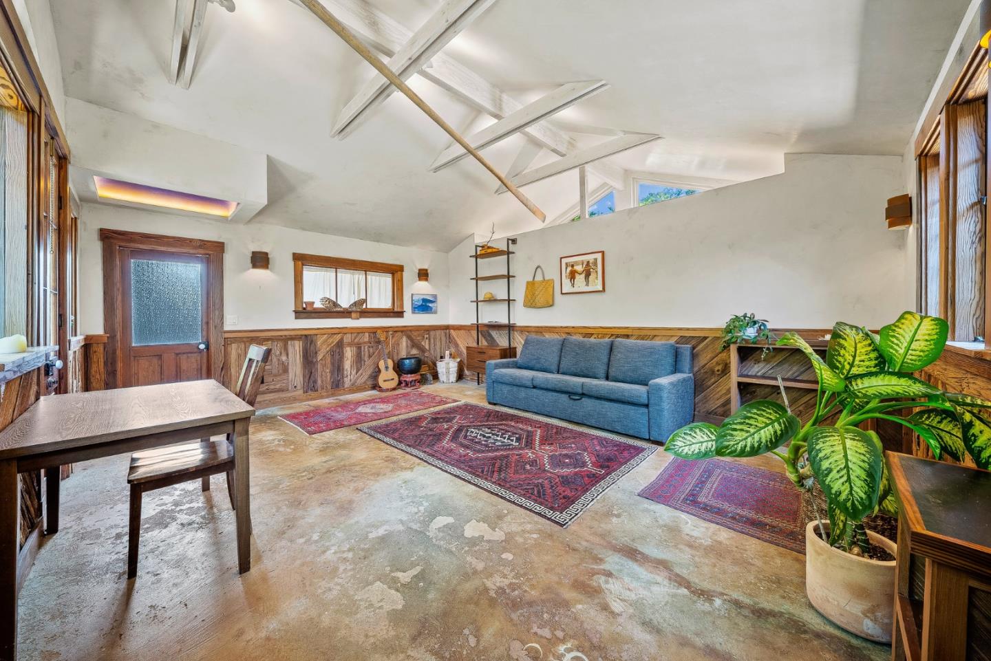 351 Oxford Way