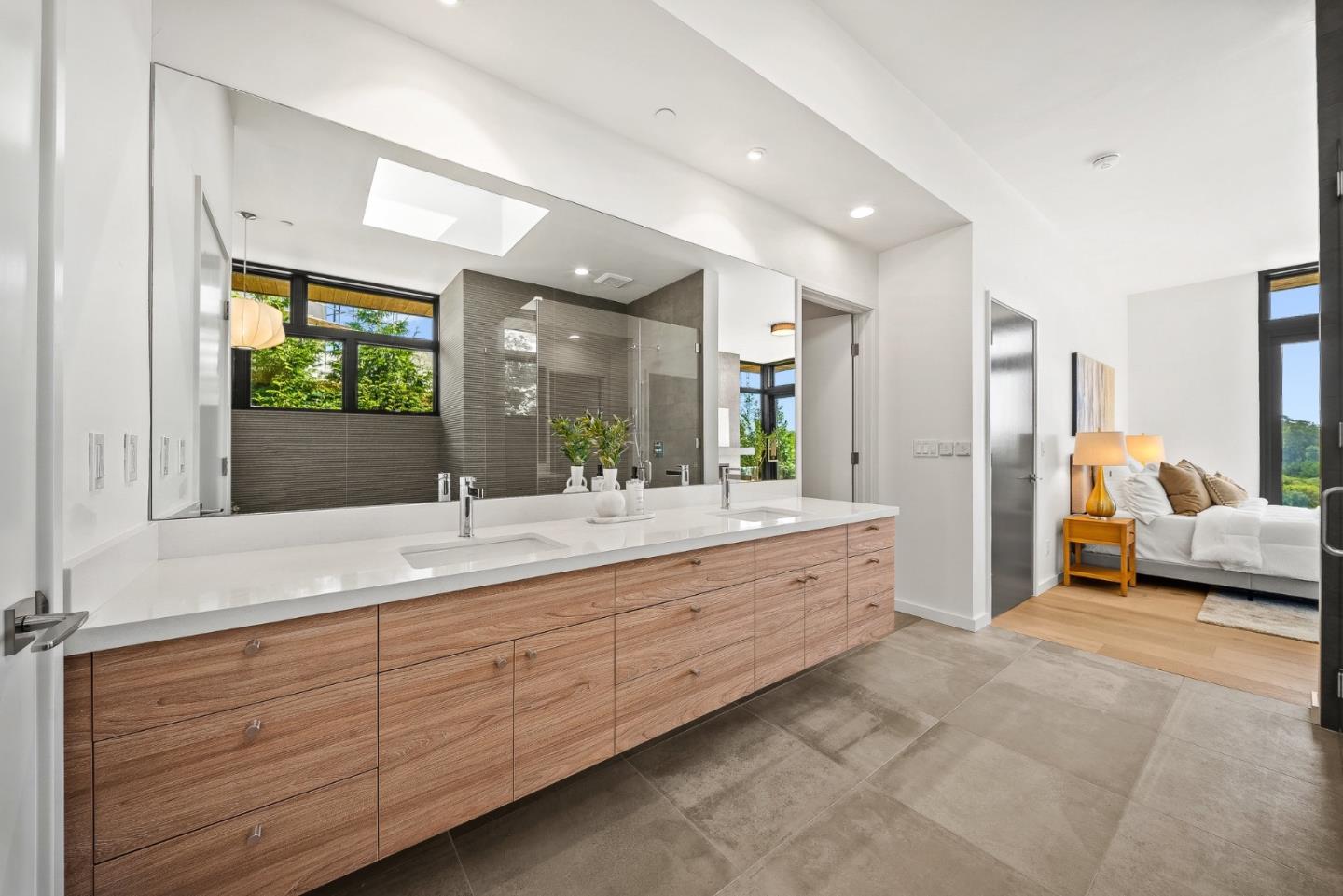 600 Seaview Terrace