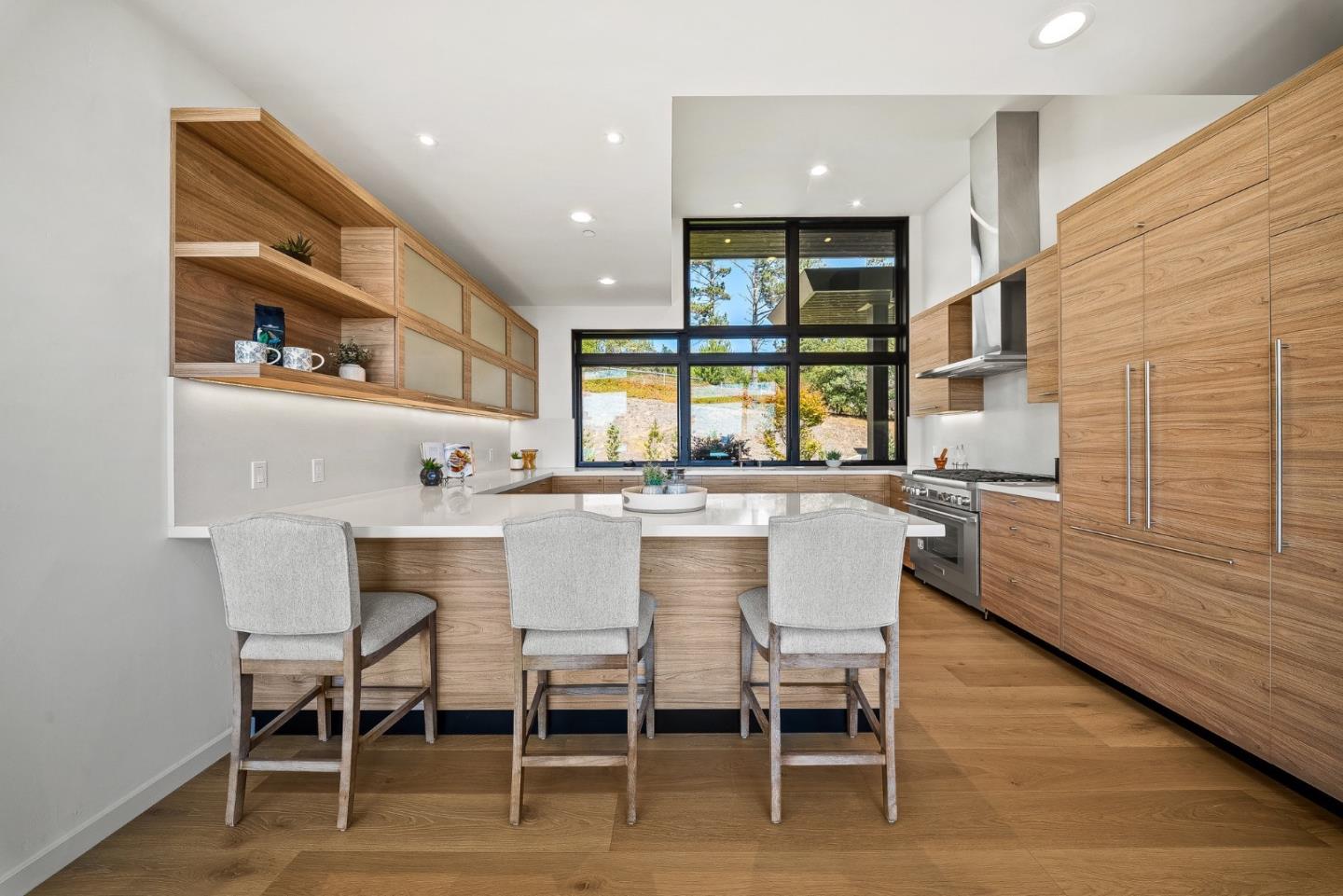 600 Seaview Terrace