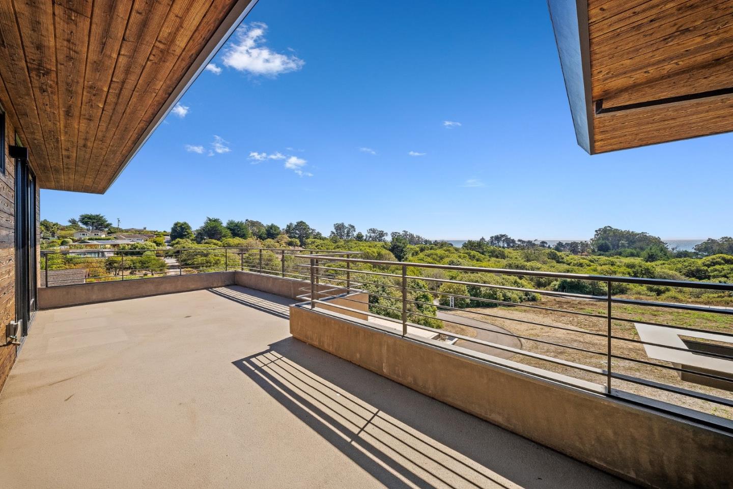 600 Seaview Terrace