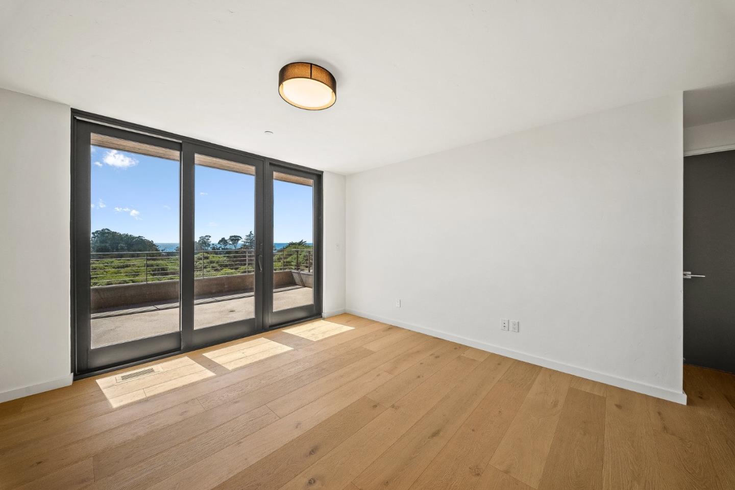 600 Seaview Terrace