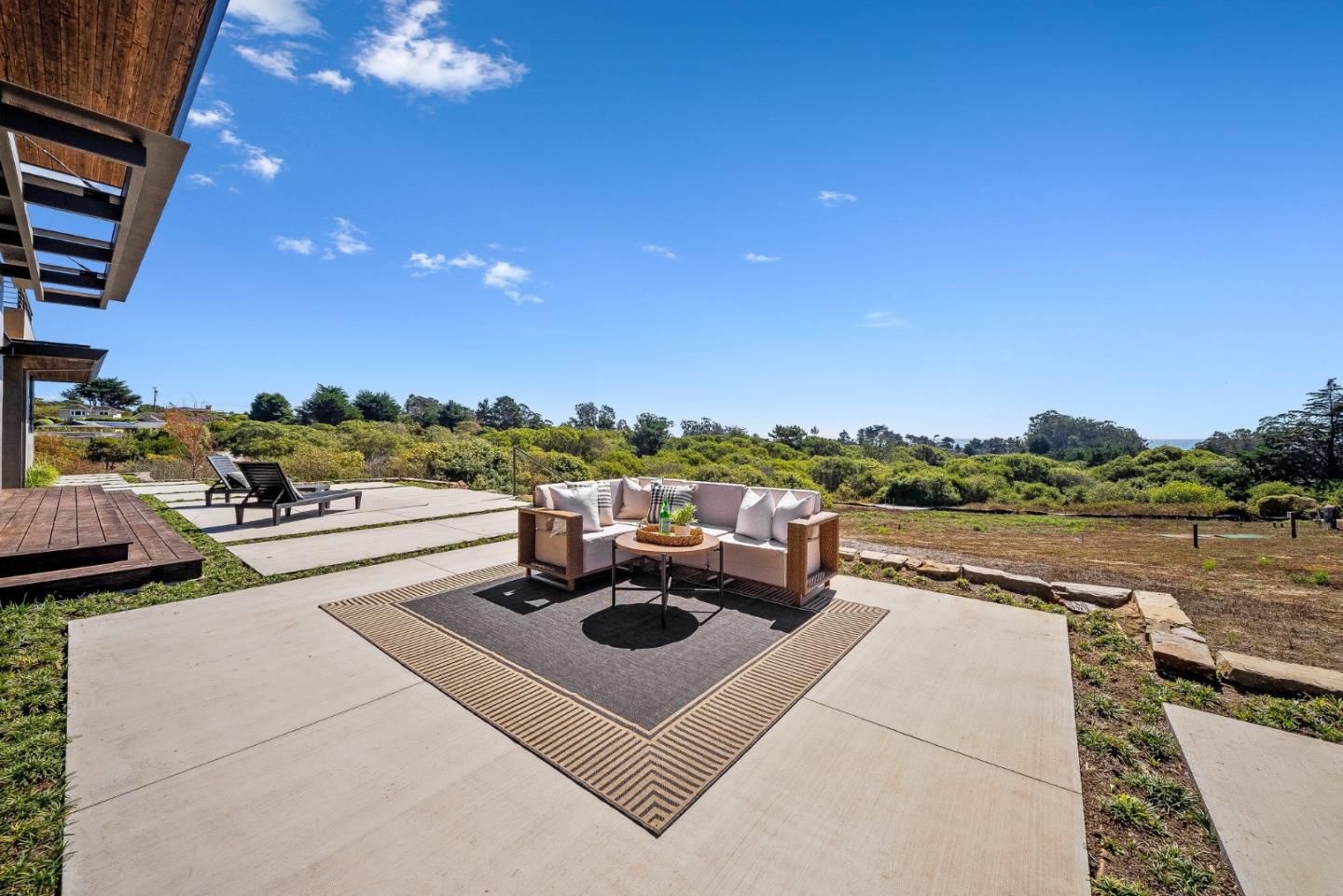 600 Seaview Terrace
