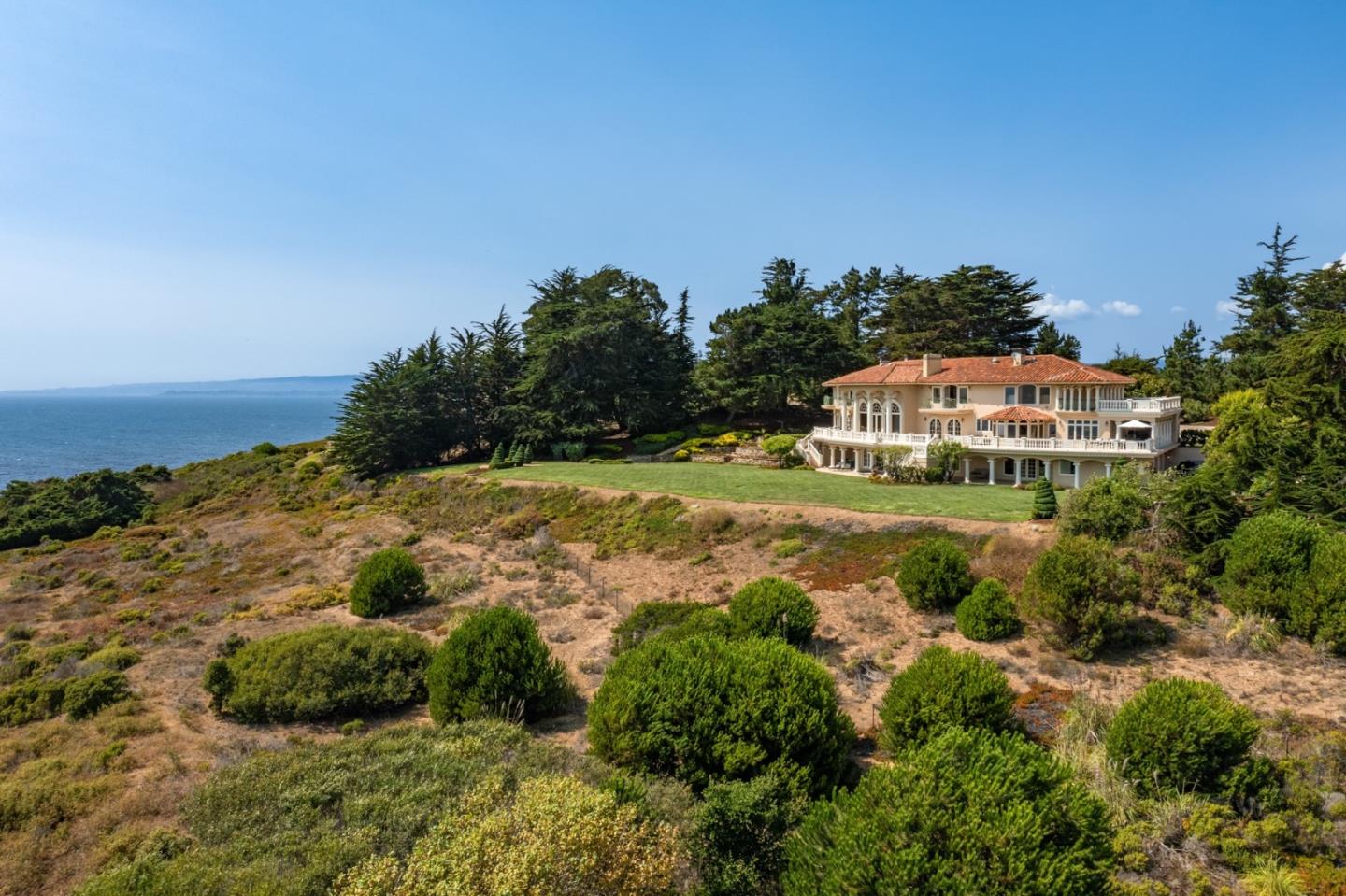 112 Holiday Drive