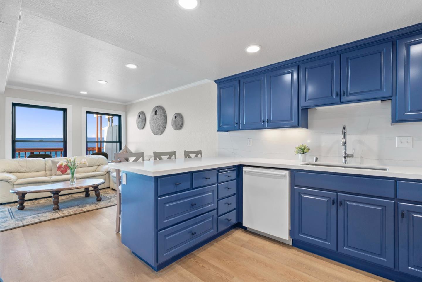 476 Oceanview Drive