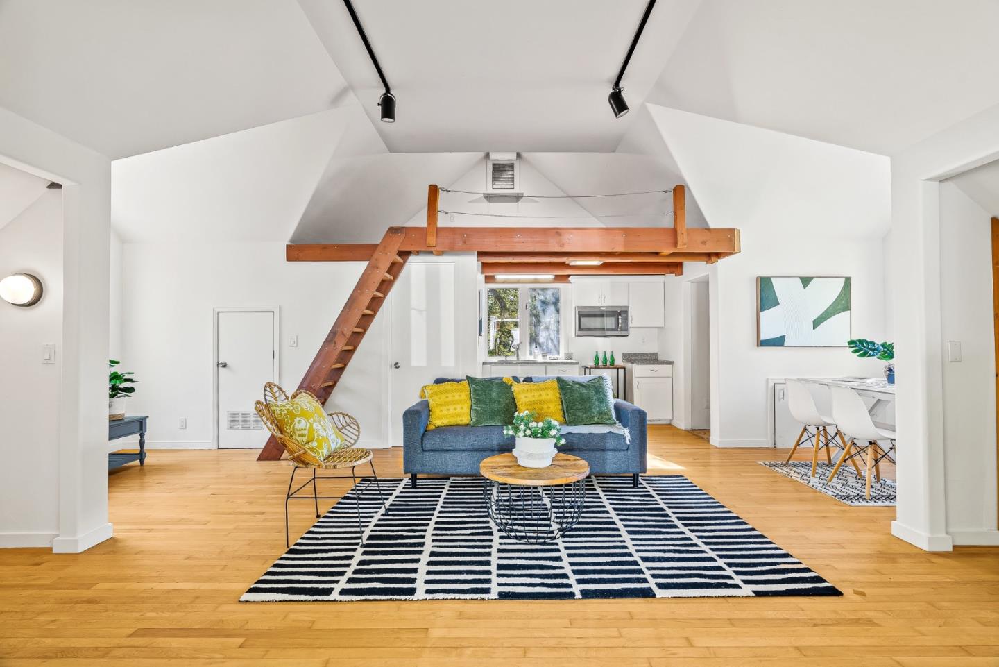 2222 Ocean Street Extension