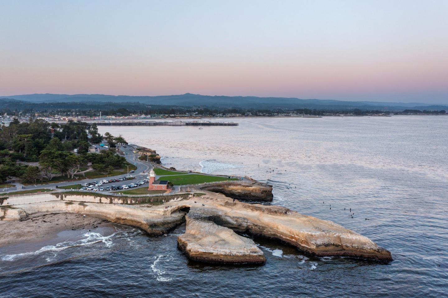 1122 West Cliff Drive