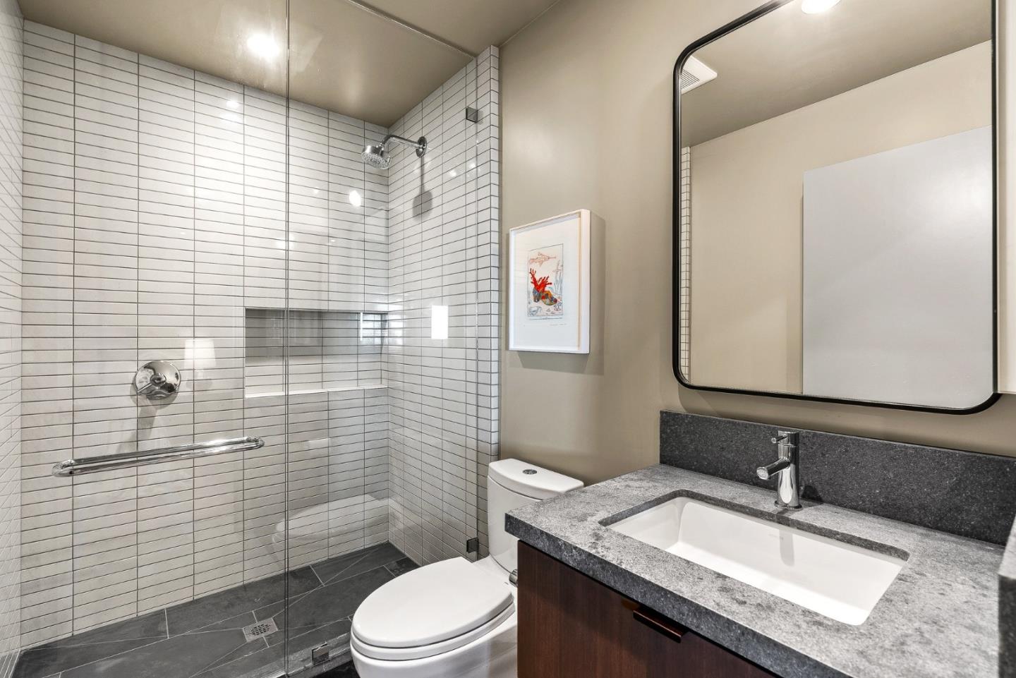 1122 West Cliff Drive