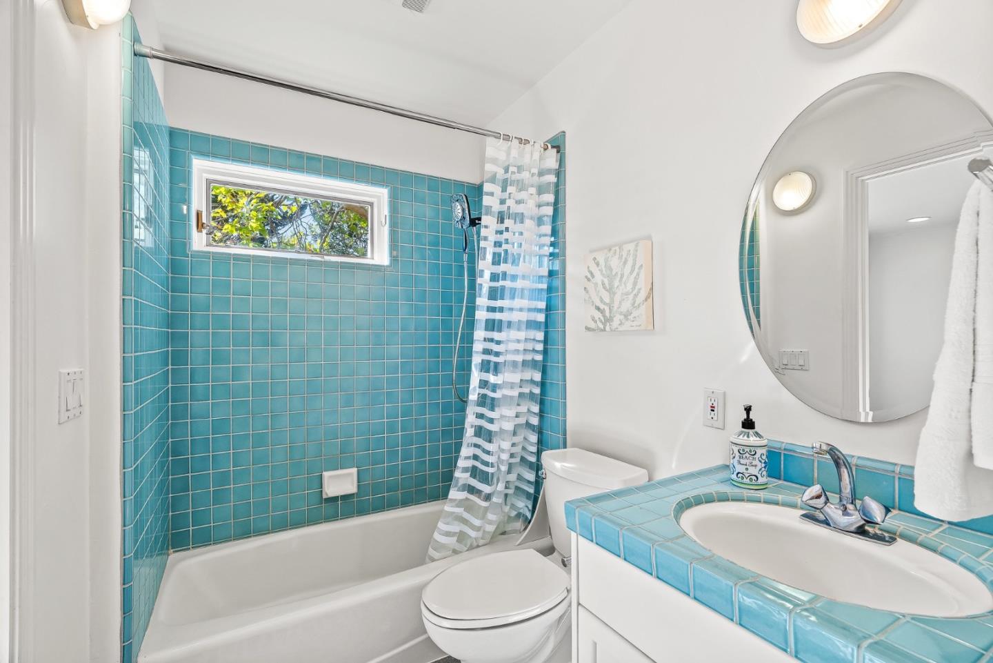 2222 Ocean Street Extension